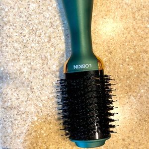 Hair brush blow dryer and style volumizer